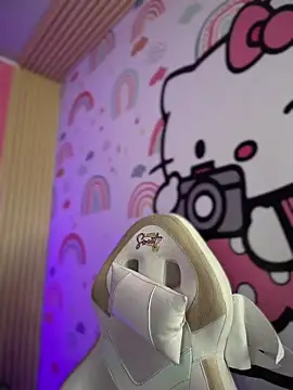 Snapshot of Megaan__More chatting on February 26, 2026, 2:44 am Megaan More online show from February 26, 2026, 2:44 am