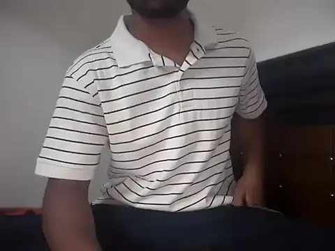 bossyjuicy online show from April 26, 2026, 12:46 pm