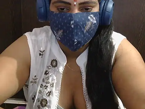 Snapshot of Nisha-telugu chatting on November 5, 2025, 4:21 pm Nisha-telugu online show from November 5, 2025, 4:21 pm