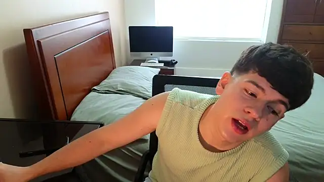 tightncuteass online show from September 10, 2025, 7:02 pm