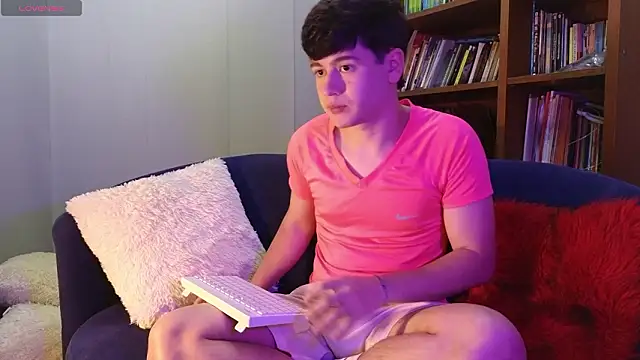 tightncuteass online show from March 25, 2026, 2:01 am