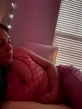 AllesandraLove online show from October 10, 2025, 11:44 am