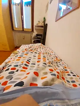 Snapshot of Ara29 chatting on October 4, 2025, 6:59 am Ara29 online show from October 4, 2025, 6:59 am