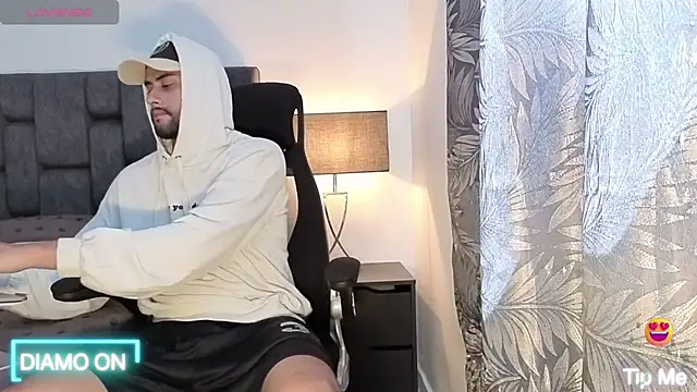 Thomas redcol online show from October 14, 2025, 3:45 pm