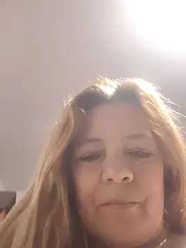 Snapshot of Casandra_Cruz chatting on October 1, 2025, 12:06 am Casandra Cruz online show from October 1, 2025, 12:06 am