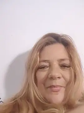 Snapshot of Casandra_Cruz chatting on September 21, 2025, 12:16 am Casandra Cruz online show from September 21, 2025, 12:16 am