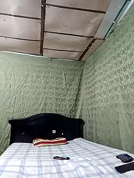 Snapshot of kuromi_Groot chatting on September 11, 2025, 1:49 am kuromi Groot online show from September 11, 2025, 1:49 am