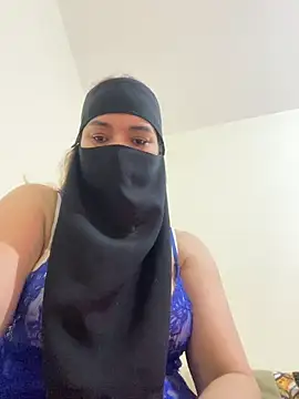 Snapshot of Wild-Nayra chatting on February 7, 2026, 10:18 pm Wild-Nayra online show from February 7, 2026, 10:18 pm