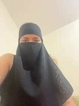 Snapshot of Wild-Nayra chatting on February 12, 2026, 9:25 pm Wild-Nayra online show from February 12, 2026, 9:25 pm