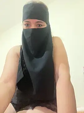 Snapshot of Wild-Nayra chatting on February 15, 2026, 3:44 pm Wild-Nayra online show from February 15, 2026, 3:44 pm