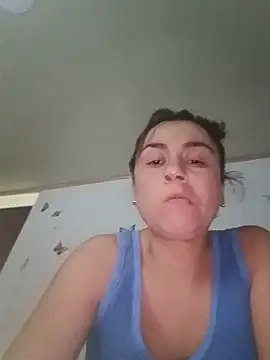 vanessa-titisM online show from June 5, 2026, 3:22 am