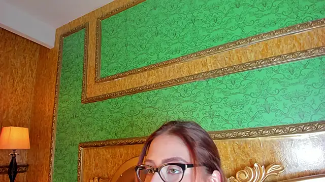 Snapshot of Helenstanford chatting on March 26, 2026, 2:37 pm Helenstanford online show from March 26, 2026, 2:37 pm