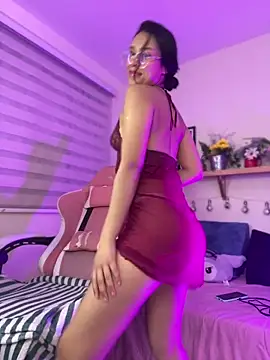 Snapshot of Julieta_Mendez chatting on September 12, 2025, 12:55 am Julieta Mendez online show from September 12, 2025, 12:55 am