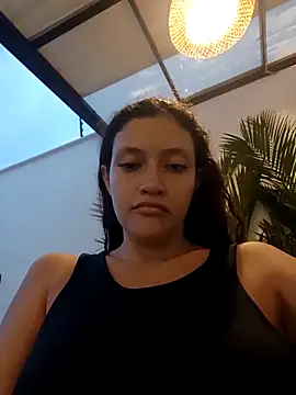 ArielBlossom    online show from January 6, 2026, 11:14 am