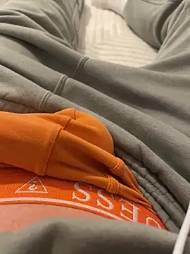 Snapshot of Milike_93 chatting on February 24, 2026, 10:43 pm Milike 93 online show from February 24, 2026, 10:43 pm