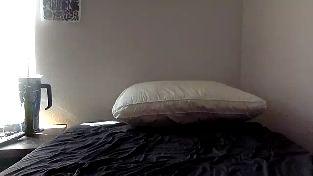 amberlynntun online show from February 8, 2026, 6:49 pm