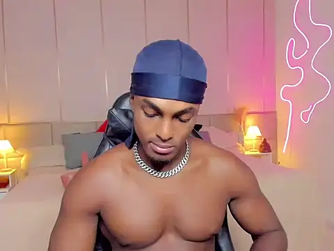 Snapshot of SoHighAngel chatting on February 23, 2026, 10:43 pm SoHighAngel online show from February 23, 2026, 10:43 pm