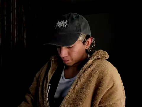 guynextdo0r online show from March 2, 2026, 4:35 am