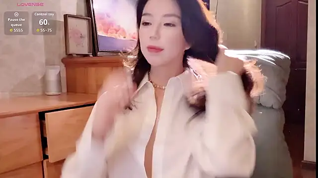 miss-lin online show from March 24, 2026, 1:55 pm