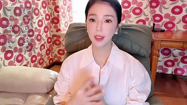 Snapshot of miss-lin chatting on November 30, 2025, 6:03 am miss-lin online show from November 30, 2025, 6:03 am