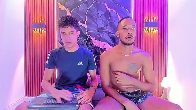Snapshot of Lucky_boys__X chatting on September 24, 2025, 11:39 am Lucky boys X online show from September 24, 2025, 11:39 am