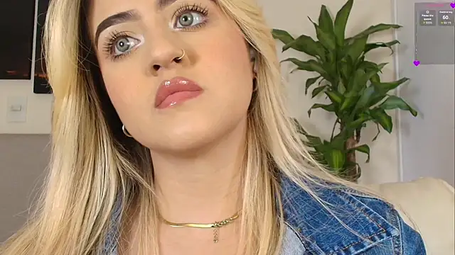 MaryMoon  online show from February 23, 2026, 9:15 pm