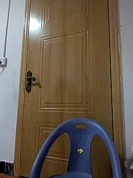 luy-xinh02 online show from November 15, 2025, 3:49 pm