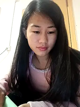 luy-xinh02 online show from November 20, 2025, 12:50 pm