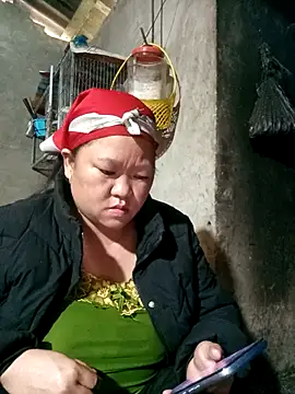 riso-00 online show from January 8, 2026, 1:55 am