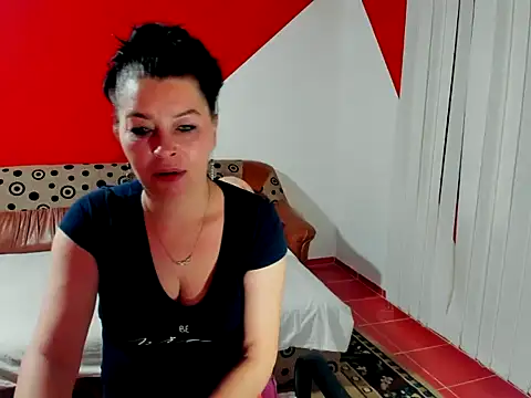 Soffy Skye online show from November 6, 2025, 4:05 am