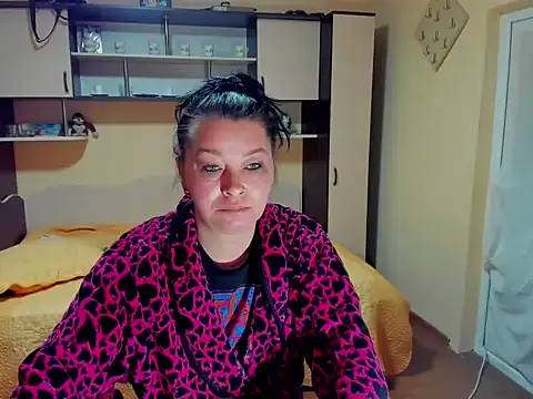 Soffy Skye online show from May 3, 2026, 3:55 am