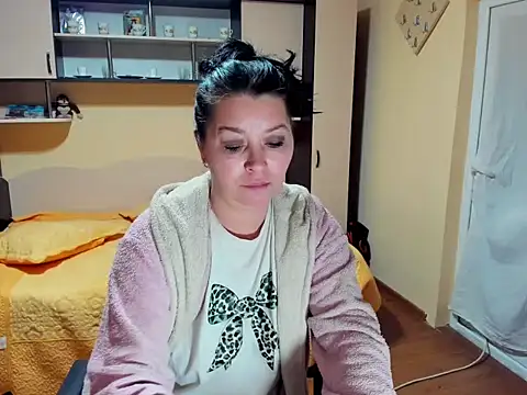 Soffy Skye online show from March 29, 2026, 3:52 am