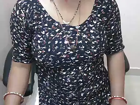 bold naina online show from November 18, 2025, 4:05 am