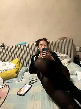 Snapshot of xiuchun100 chatting on October 2, 2025, 3:37 pm xiuchun100 online show from October 2, 2025, 3:37 pm