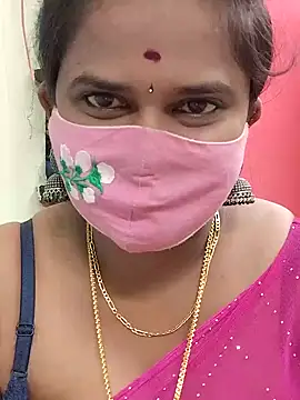 Snapshot of Diya_Rani chatting on November 5, 2025, 7:39 pm Diya Rani online show from November 5, 2025, 7:39 pm