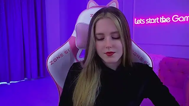 Snapshot of LexiBookwell chatting on February 19, 2026, 6:32 am LexiBookwell online show from February 19, 2026, 6:32 am