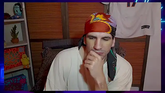 Snapshot of ObeyLust chatting on September 30, 2025, 10:10 am ObeyLust online show from September 30, 2025, 10:10 am
