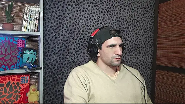 Snapshot of ObeyLust chatting on September 22, 2025, 12:55 pm ObeyLust online show from September 22, 2025, 12:55 pm