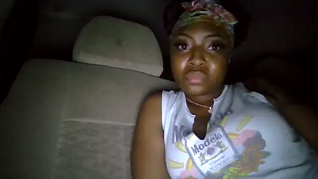 Cocochanel4567 online show from September 25, 2025, 12:22 pm