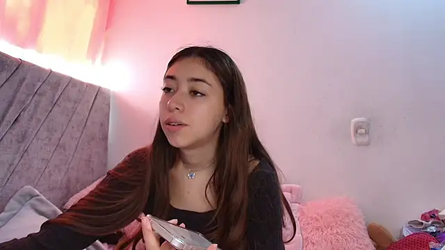 Snapshot of kimmy_vegga2 chatting on September 25, 2025, 2:23 pm kimmy vegga2 online show from September 25, 2025, 2:23 pm