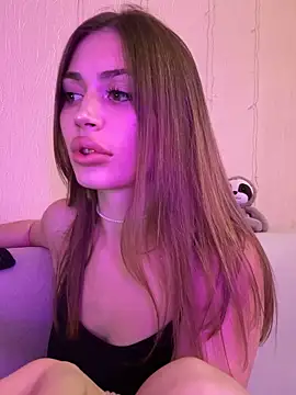 Snapshot of Elizabeth_Tay chatting on November 13, 2025, 3:49 pm Elizabeth Tay online show from November 13, 2025, 3:49 pm