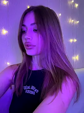 Snapshot of Elizabeth_Tay chatting on October 26, 2025, 5:24 pm Elizabeth Tay online show from October 26, 2025, 5:24 pm