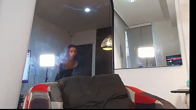 Snapshot of emma_hearths chatting on November 8, 2025, 7:39 pm emma hearths online show from November 8, 2025, 7:39 pm