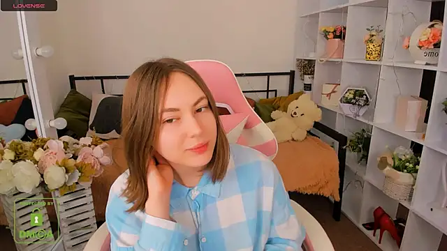 Elma Lily online show from February 23, 2026, 11:44 am