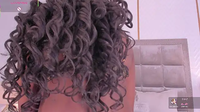 Snapshot of DakotaWangi chatting on February 9, 2026, 4:21 am DakotaWangi online show from February 9, 2026, 4:21 am