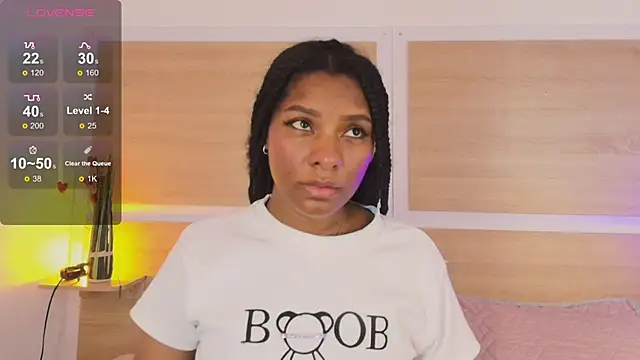 ValeryCortezm online show from October 29, 2025, 12:15 pm