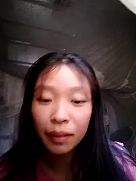 Snapshot of Phuoc_xx chatting on December 5, 2025, 6:45 am Phuoc xx online show from December 5, 2025, 6:45 am