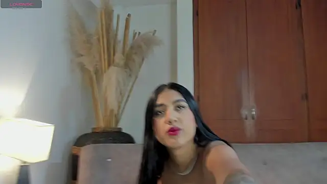 Snapshot of heaven_in_your_eyes chatting on September 24, 2025, 12:11 pm heaven in your eyes online show from September 24, 2025, 12:11 pm