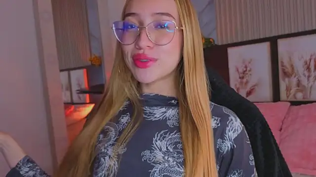 tokyoluu online show from November 11, 2025, 6:58 pm