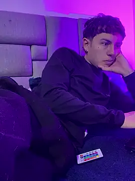 NaytonFreeman online show from January 16, 2026, 11:58 am